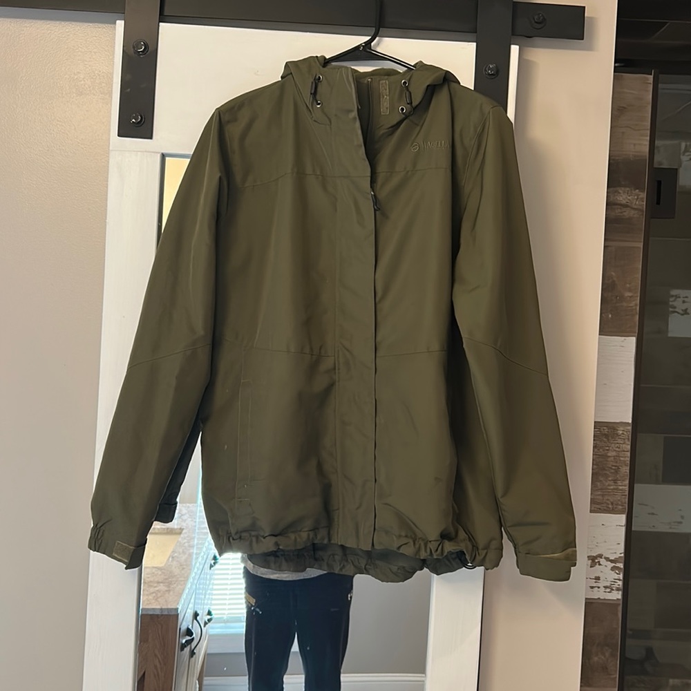 Magellan water resistant jacket